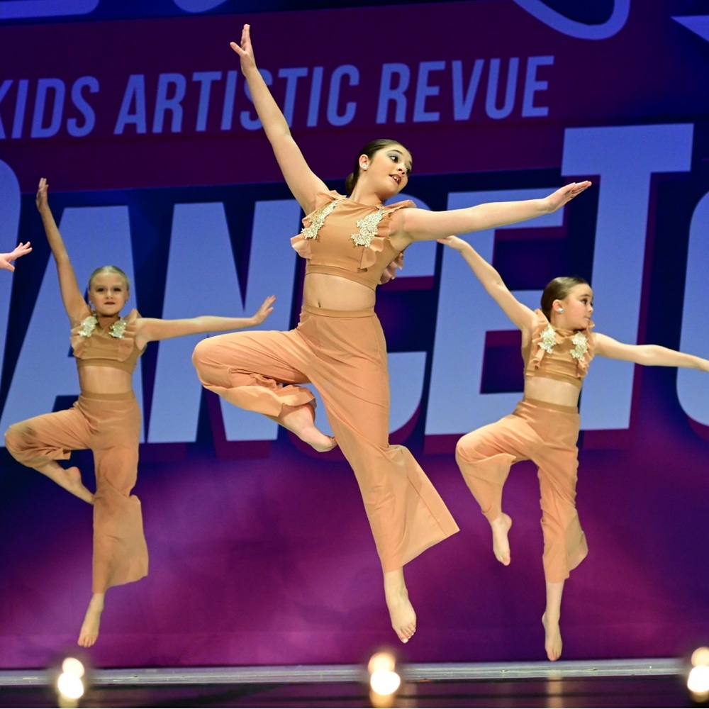 Small adult contemporary / lyrical dance costume. Gently used